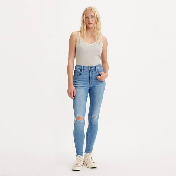 Levi’s 720 High Rise Super Skinny Ankle Jeans in Medium Wash - Picture 1 of 6
